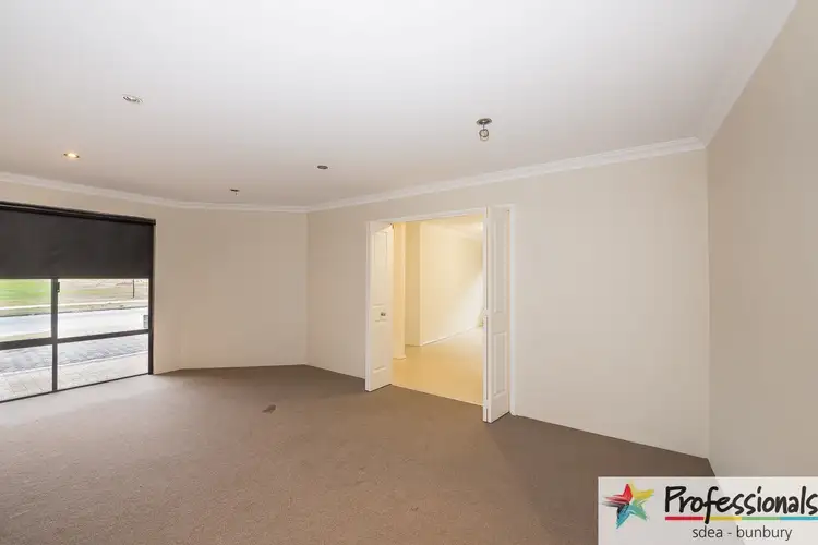 Fifth view of Homely house listing, 98 Braidwood Drive, Australind WA 6233