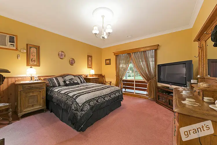 Sixth view of Homely house listing, 11 Dryden Court, Berwick VIC 3806