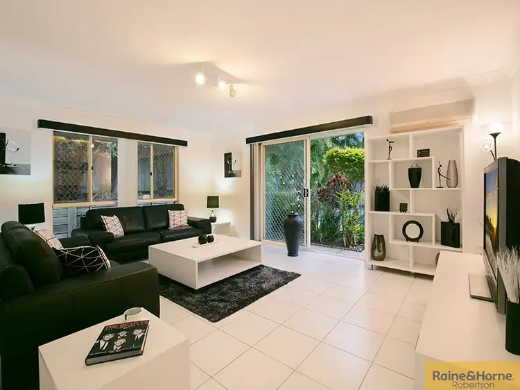 Fifth view of Homely house listing, 27 Daffodil Crescent, Calamvale QLD 4116