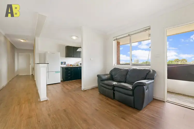 9/31 Harris Street, Harris Park NSW 2150