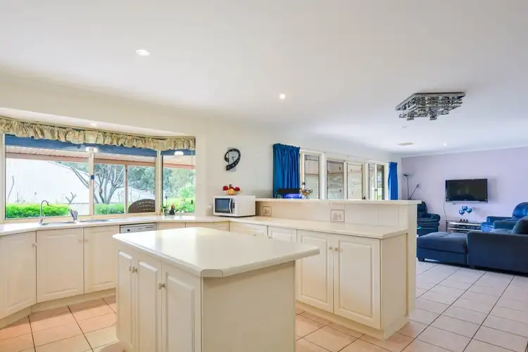 Fourth view of Homely house listing, 8 Jordan Court, Aberfoyle Park SA 5159