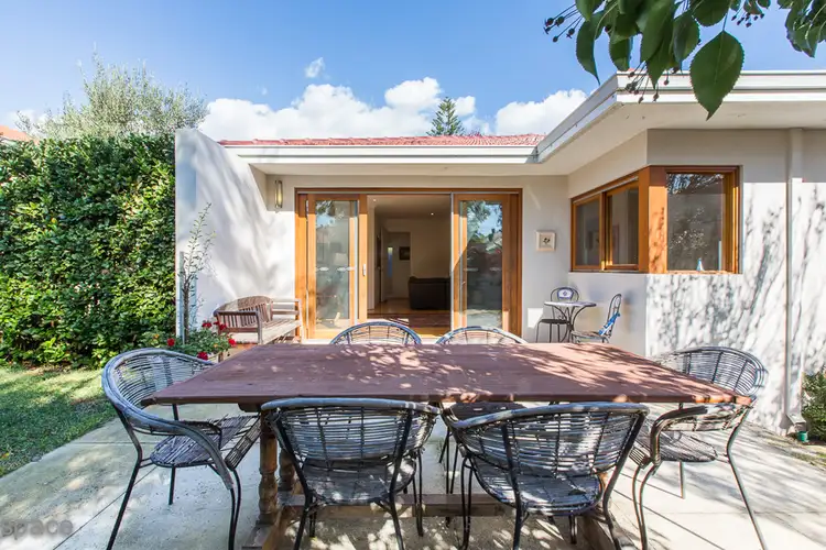 3B Chamberlain Street, Cottesloe WA 6011