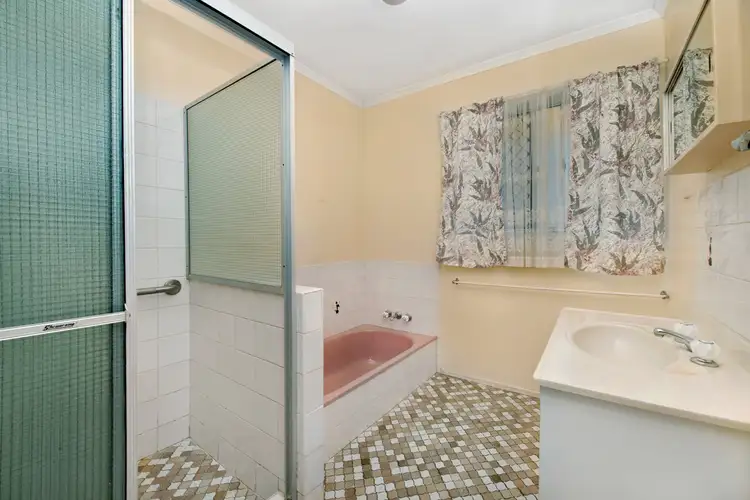 Sixth view of Homely house listing, 4 Alkooie Avenue, Clontarf QLD 4019