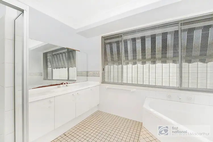 Fourth view of Homely house listing, 15 Tiber Place, Kearns NSW 2558