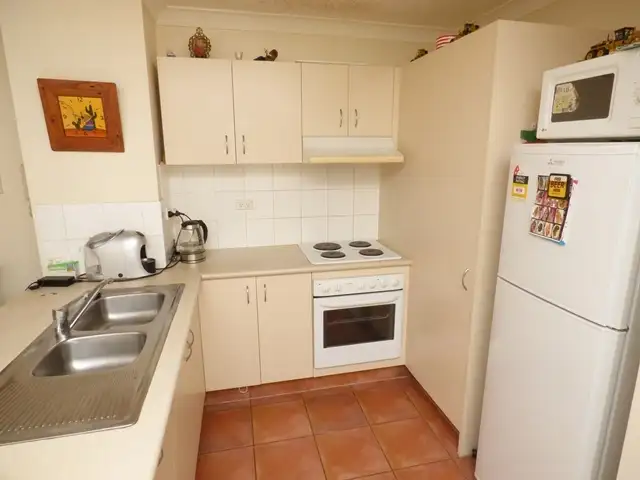 22/217 Scarborough Street, Southport QLD 4215