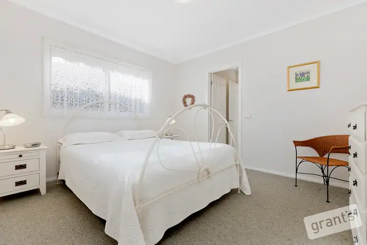 Seventh view of Homely house listing, 11 Maybury Court, Berwick VIC 3806