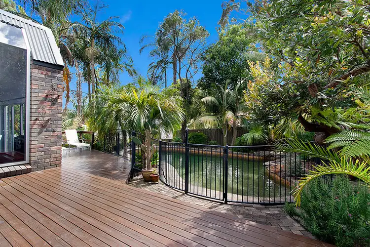 3 Kimbar Place, Yarrawarrah NSW 2233
