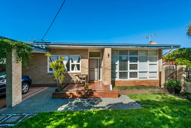 16 Kobelke Street, Dianella WA 6059