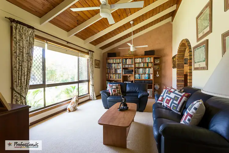 Sixth view of Homely house listing, 2 Petrel Court, Thornlands QLD 4164