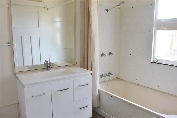 Seventh view of Homely house listing, 33 Rennick Street, Chinchilla QLD 4413