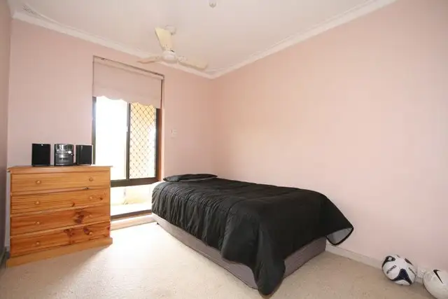 Sixth view of Homely house listing, 17 Bampton Way, Warnbro WA 6169