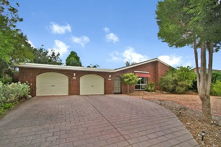 82 Harley Street, Strathdale VIC 3550