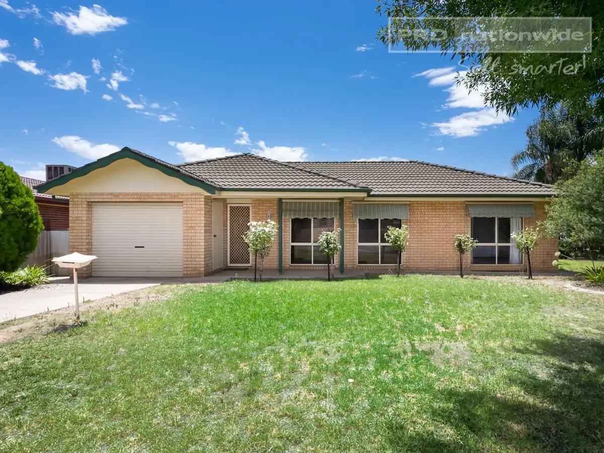 Main view of Homely unit listing, 1/89 Dalman Parkway, Glenfield Park NSW 2650