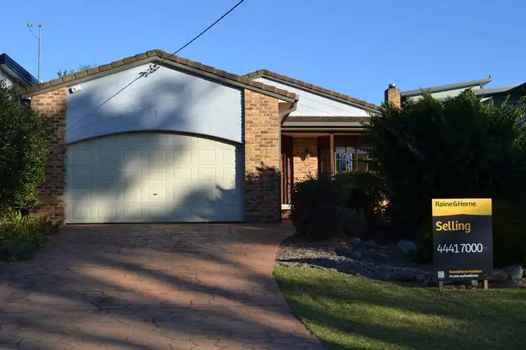 327 Elizabeth Drive, Vincentia NSW 2540