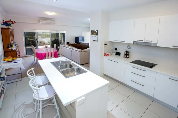 Fifth view of Homely unit listing, 2/13 Louis Street, Redcliffe QLD 4020