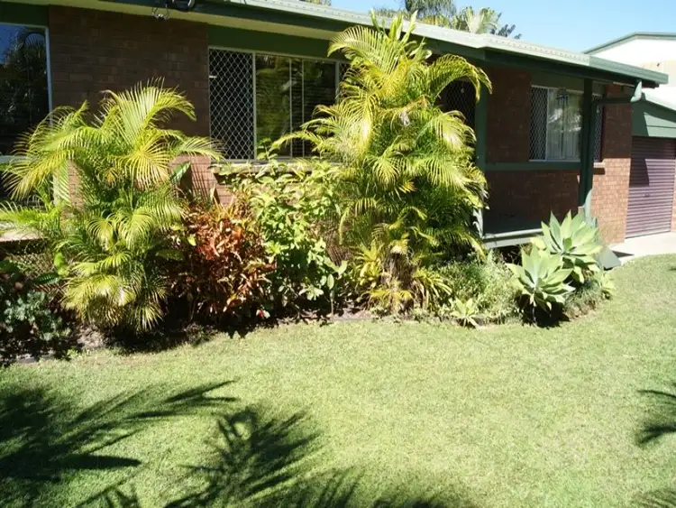 Second view of Homely house listing, 5 Bower St, Slade Point QLD 4740