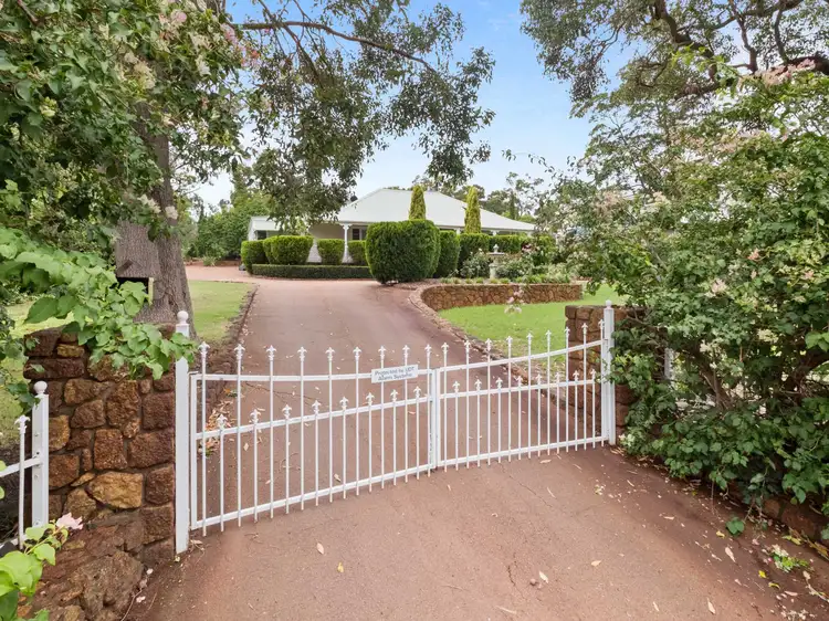176A Williams Street, Gooseberry Hill WA 6076