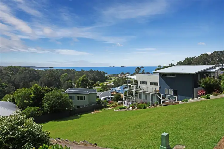 33 Mary Place, Long Beach NSW 2536