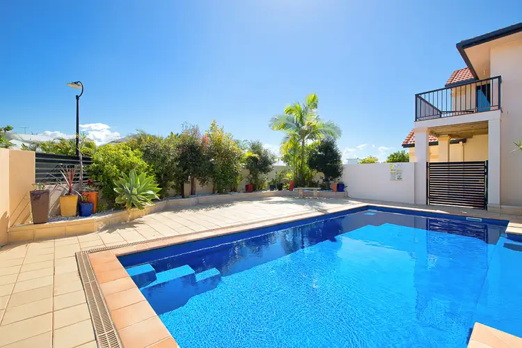 11 Kakadu Circuit, Banksia Beach QLD 4507