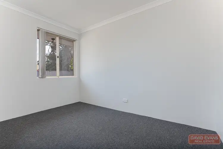 Seventh view of Homely house listing, 21 Serenoa Court, Warnbro WA 6169