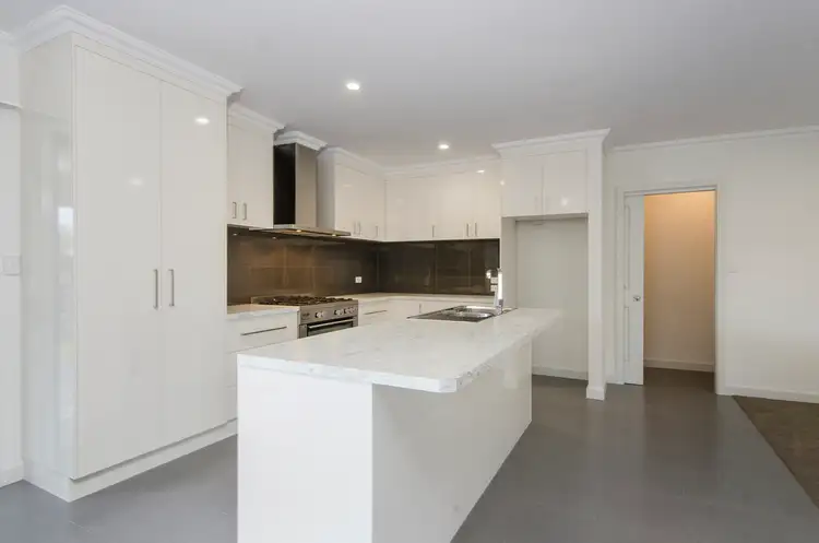 Third view of Homely townhouse listing, 2/4 Lansell Street, Mount Gambier SA 5290