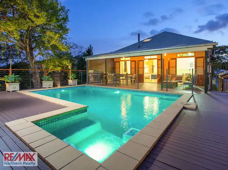 32 Plumer Street, Sherwood QLD 4075