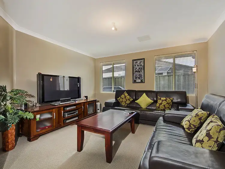 Fourth view of Homely house listing, 20 Astrolabe Way, Swan View WA 6056