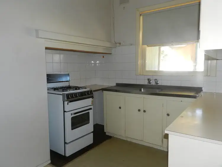 Second view of Homely house listing, 10 Trenaman Crescent, Berri SA 5343