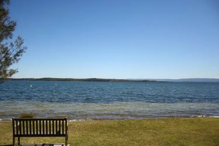 42 Kingfisher, Cams Wharf NSW 2281