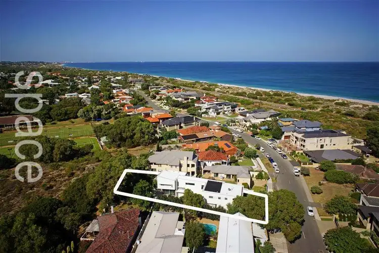 25 BRANKSOME GARDENS, City Beach WA 6015