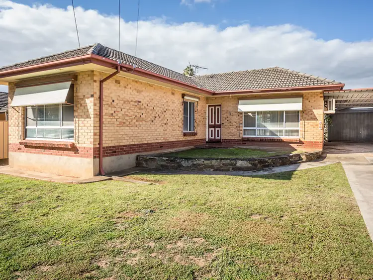 16 Desmond Ave, Pooraka SA 5095