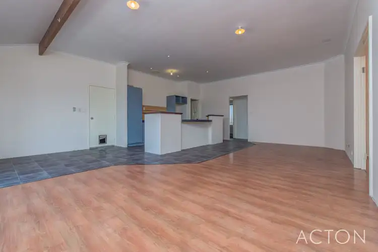 Seventh view of Homely house listing, 124 St Barnabas Boulevard, Quinns Rocks WA 6030