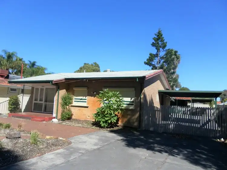 15 Valonia Road, Langford WA 6147