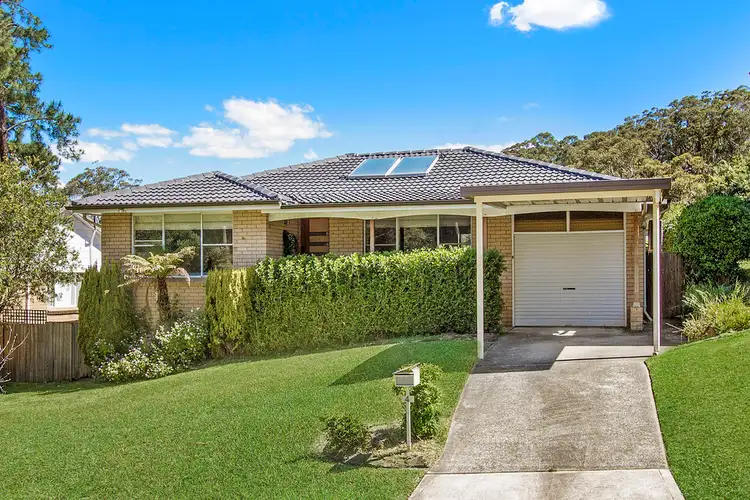 4 Fragar Avenue, Wyoming NSW 2250
