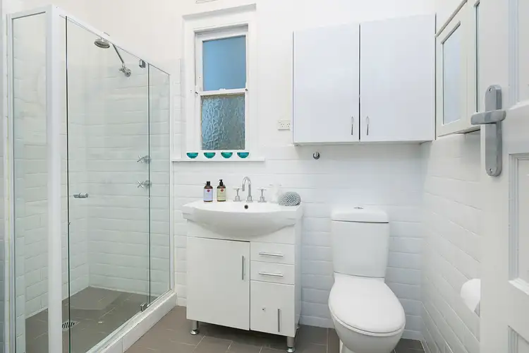 Sixth view of Homely apartment listing, 8/39 Birriga Road, Bellevue Hill NSW 2023