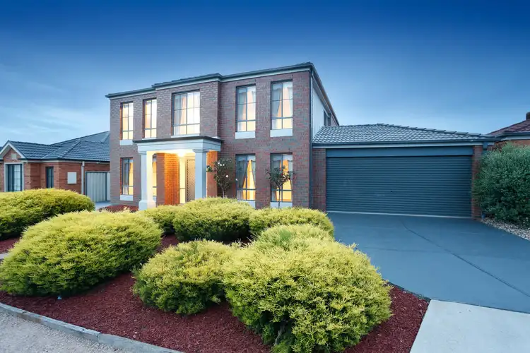 18 Carlyon Close, Melton West VIC 3337