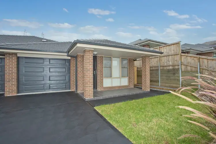 2/8 Dunnart Street, Aberglasslyn NSW 2320
