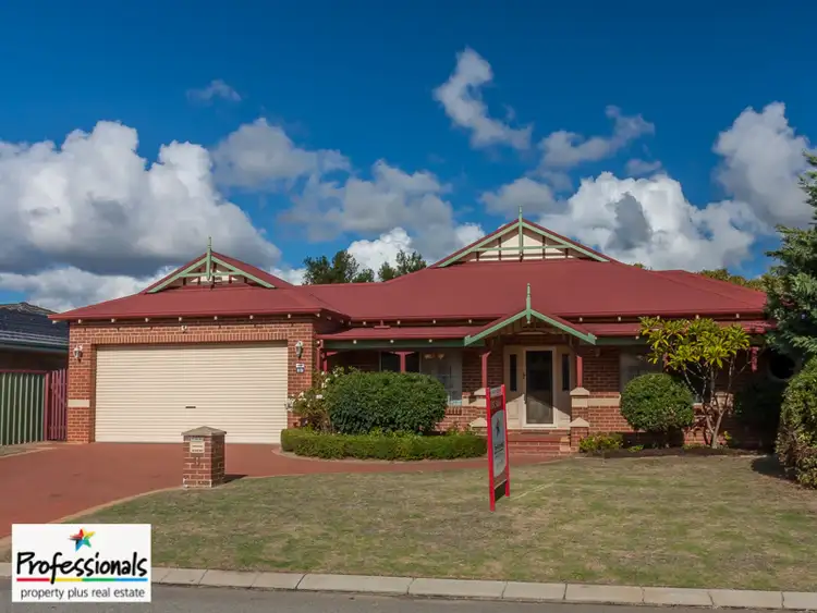 Second view of Homely house listing, 3 Hakea Court, Thornlie WA 6108