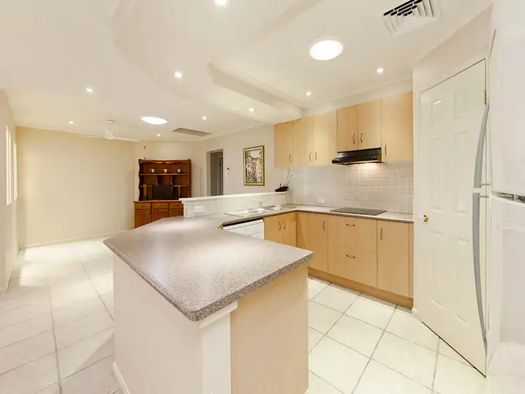 Sixth view of Homely house listing, 15 Marlborough Place, Carindale QLD 4152