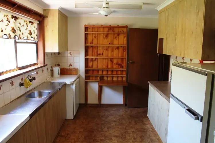 Second view of Homely house listing, 6 Long Street, Tintinara SA 5266
