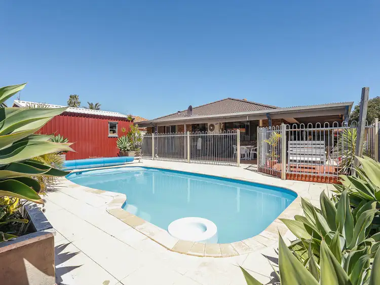 74 Coldstream Circuit