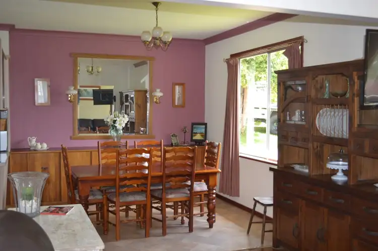 Sixth view of Homely house listing, 8 Yarrawa Rd, Moss Vale NSW 2577