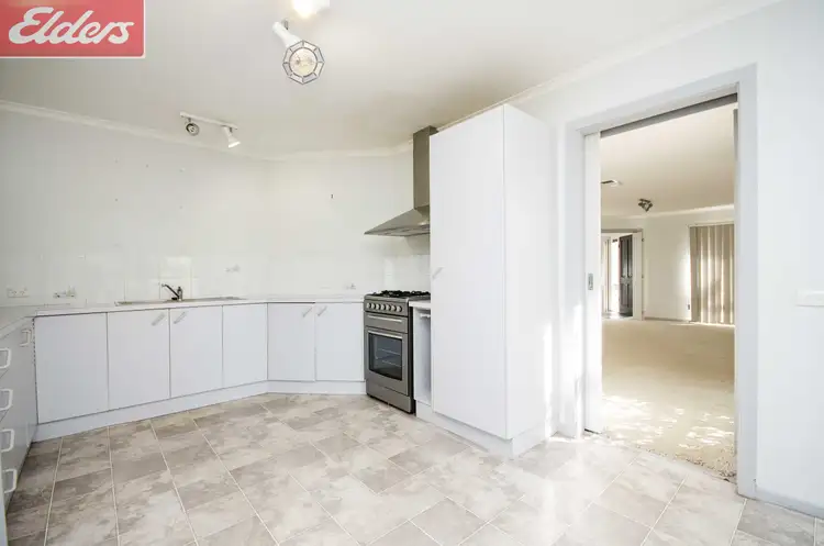 Second view of Homely house listing, 20 Parkview Close, Wodonga VIC 3690