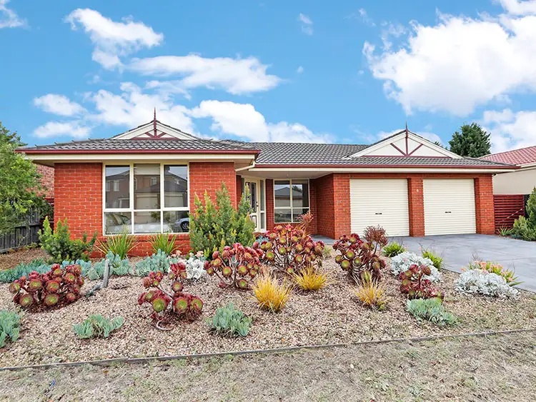 6 Lake Road, Lara VIC 3212