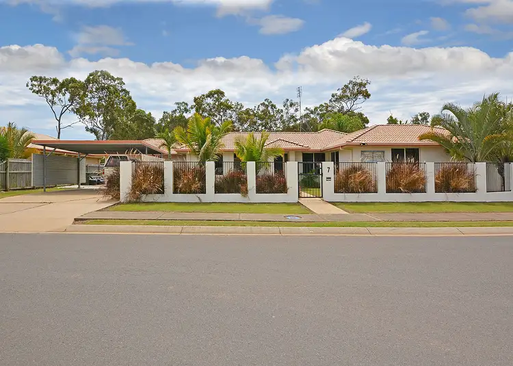 7 Ringtail Way, Urangan QLD 4655