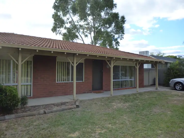 10 Isdell Place, Gosnells WA 6110