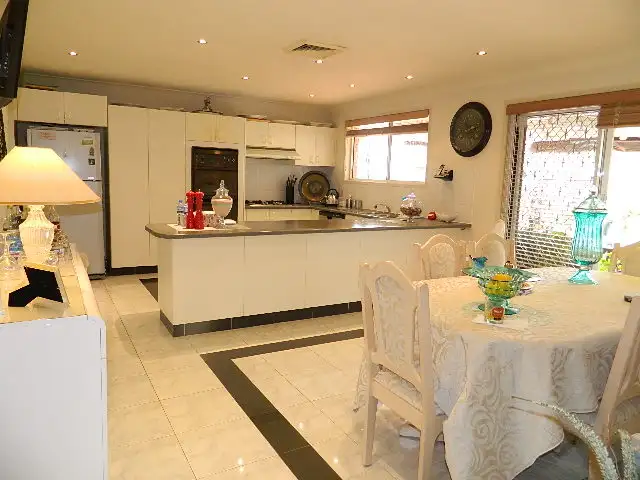 Fifth view of Homely house listing, 141 COCKATIEL CCT, Green Valley NSW 2168