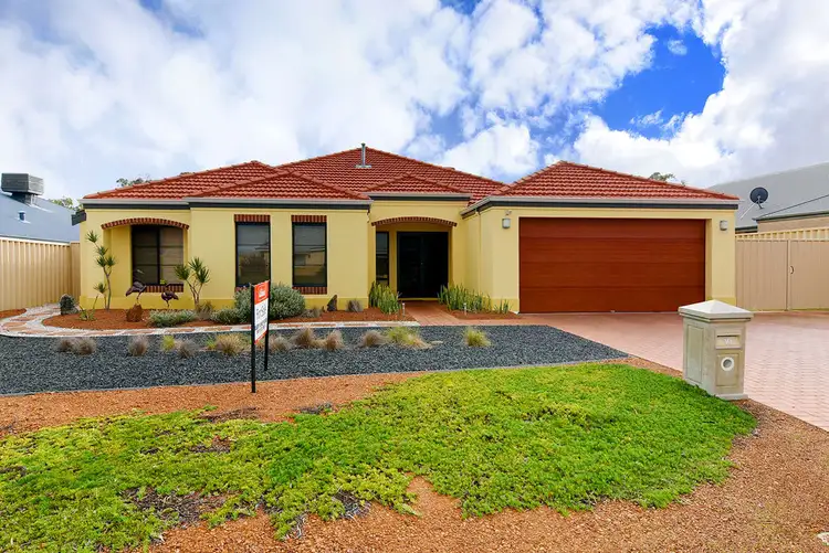10 Sewell Rd, Dalyellup WA 6230