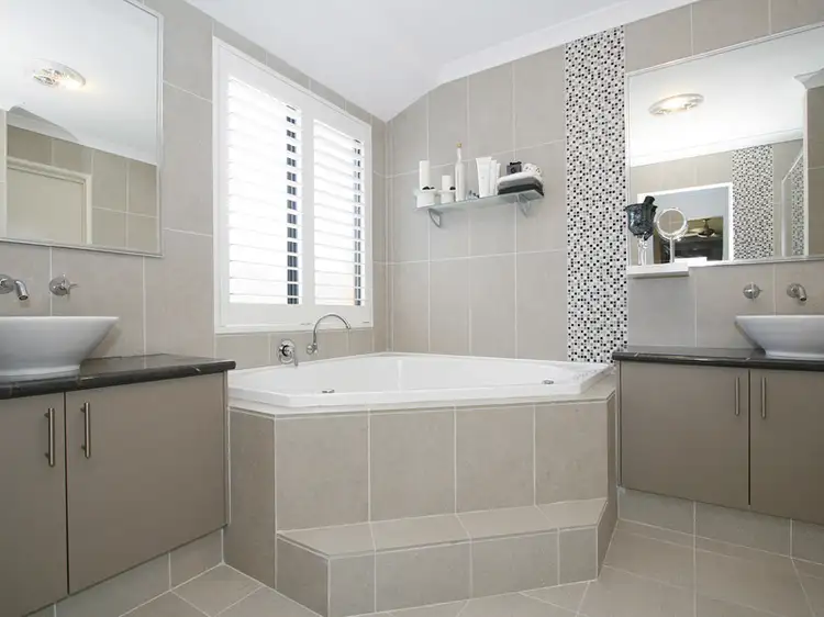 Fourth view of Homely house listing, 190 Runnymede Gate, Leda WA 6170