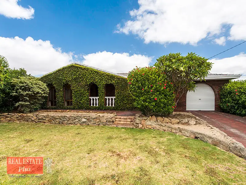 Main view of Homely house listing, 25 Travers Way, Swan View WA 6056